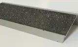 Nez de marche en aluminium avec traitement antidérapant